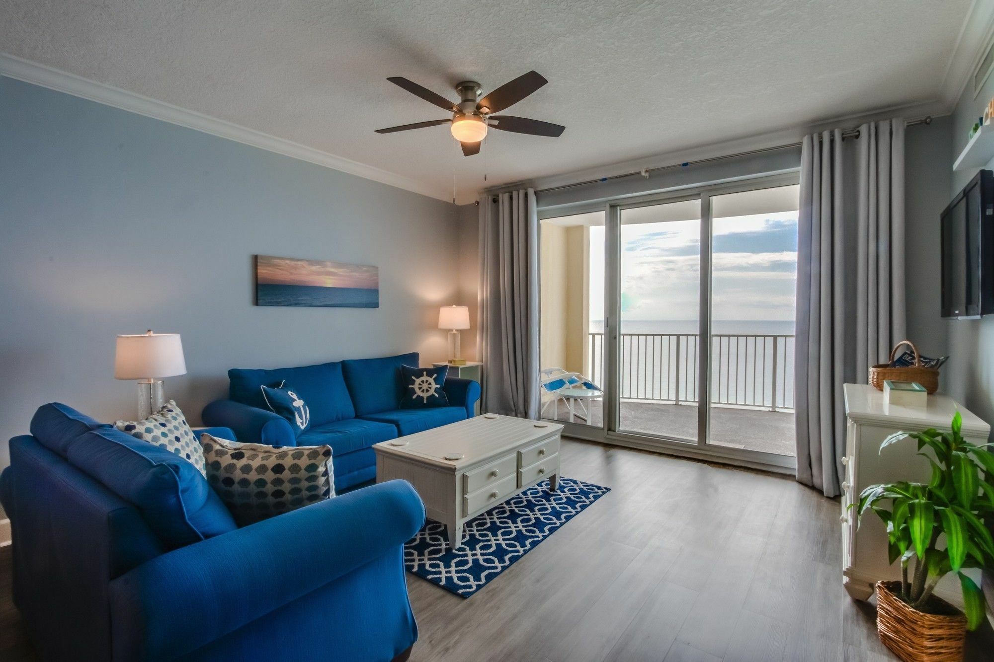 Aparthotel Twin Palms By Book That