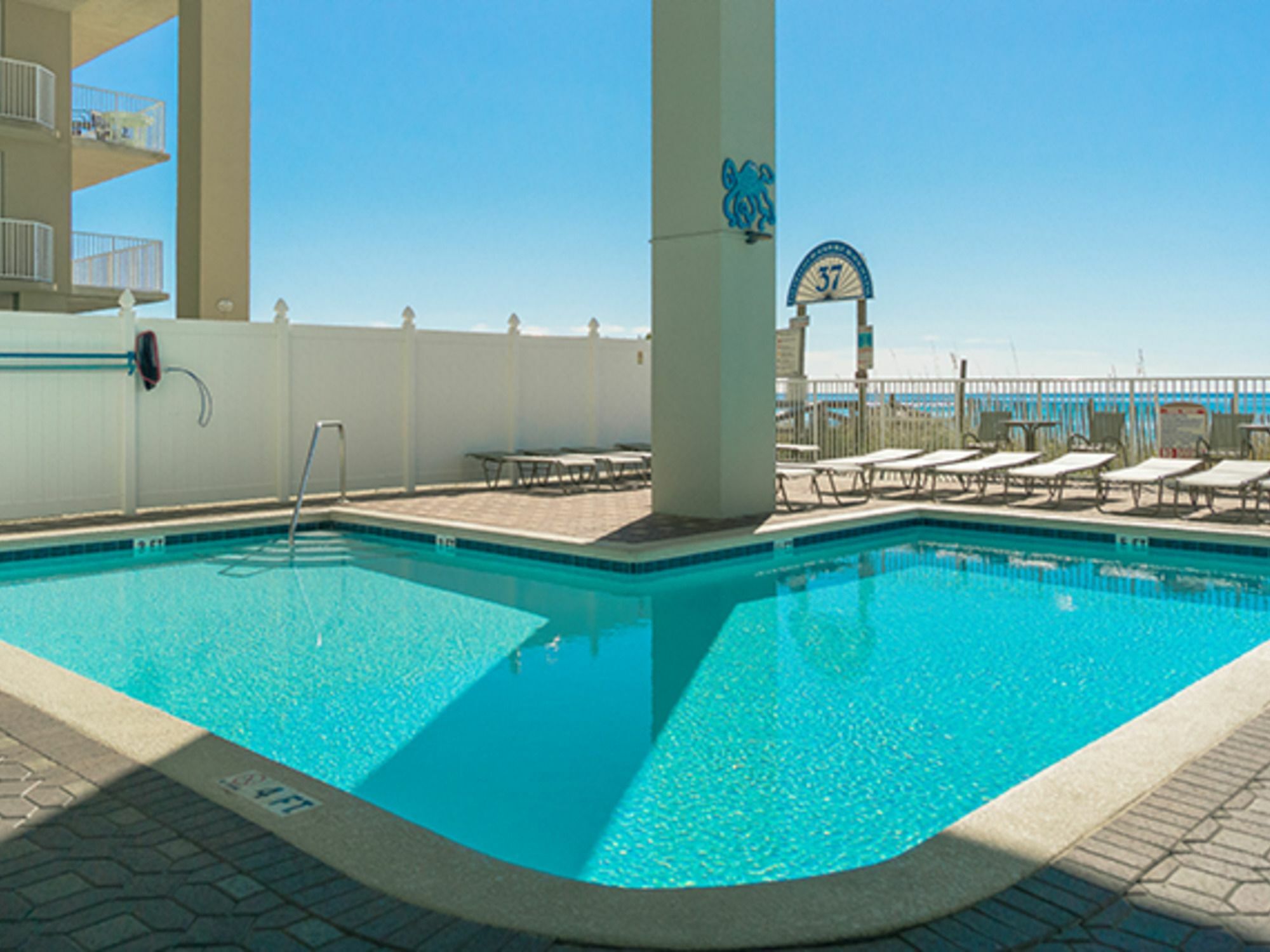 Marisol Beachfront 801 - 663663