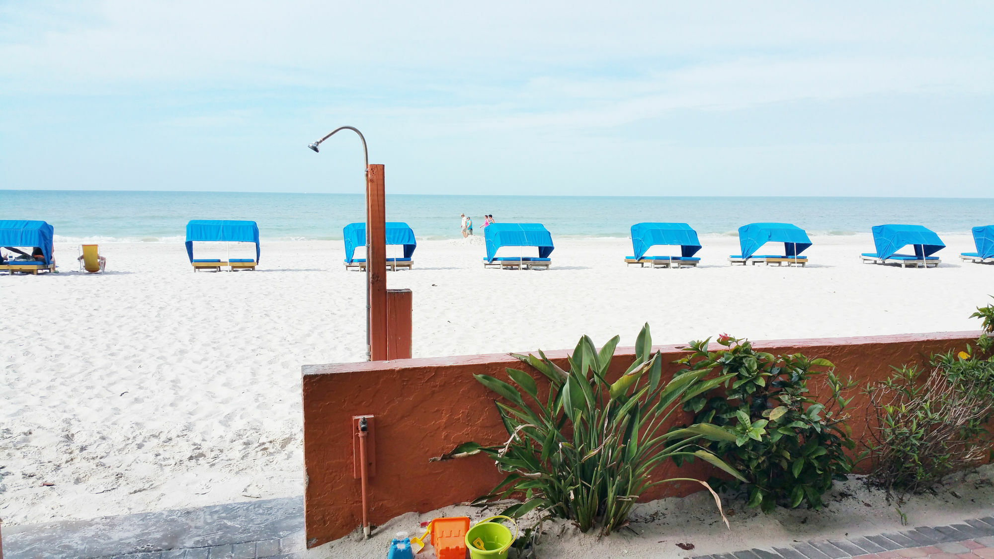 Las Brisas - Three Bedroom Condo - 504 Madeira Beach