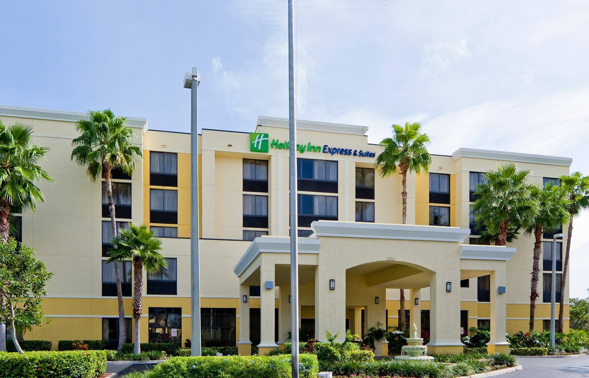 Express & East-miami By Ihg Hotel