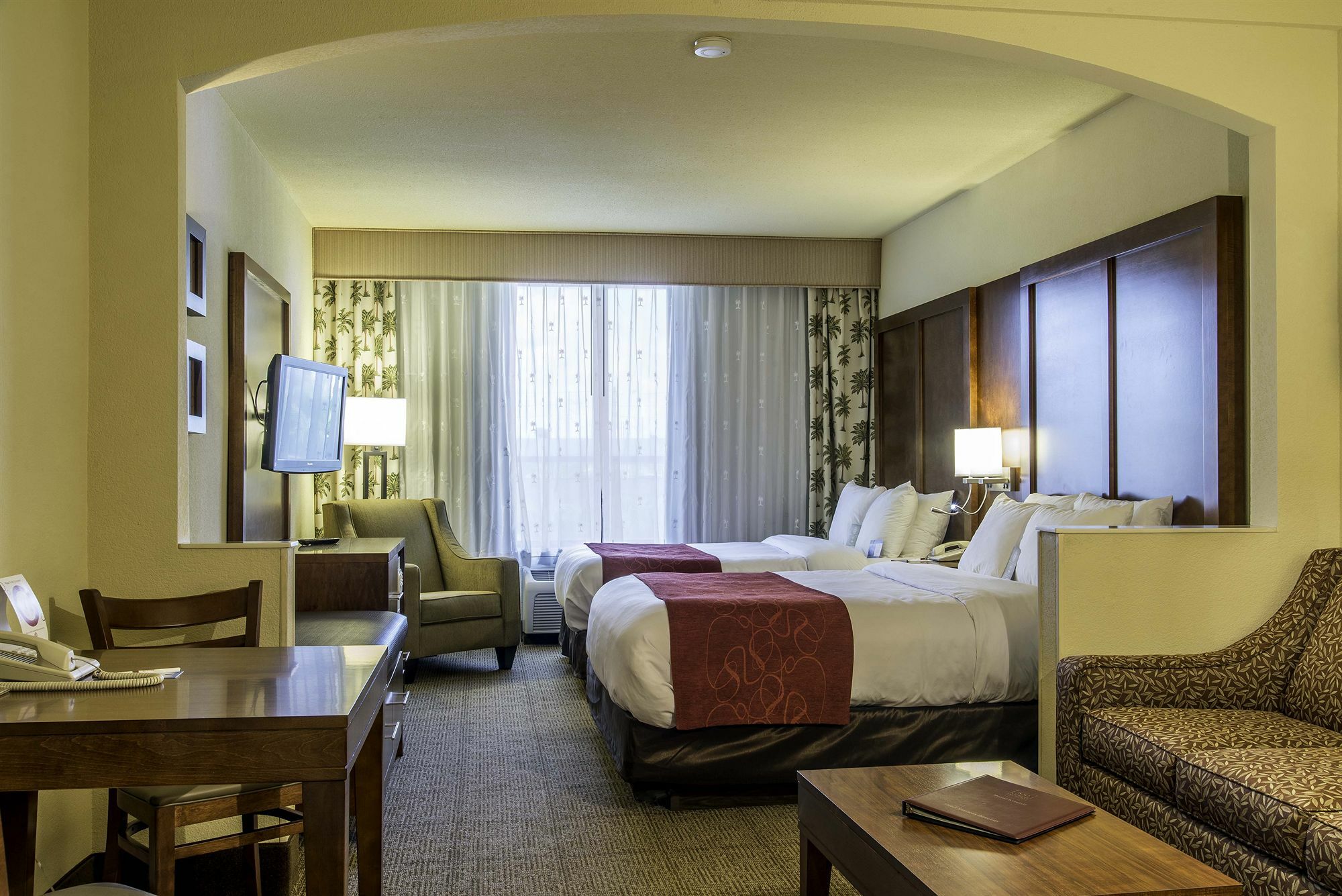Comfort Miami - 3*