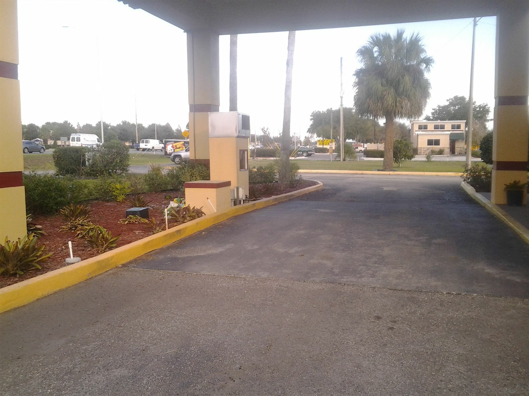 Budget Motel *