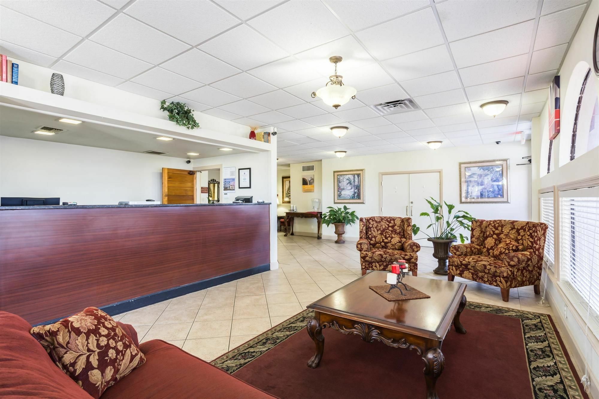 6-spring Hill, Fl - Hotel 2*