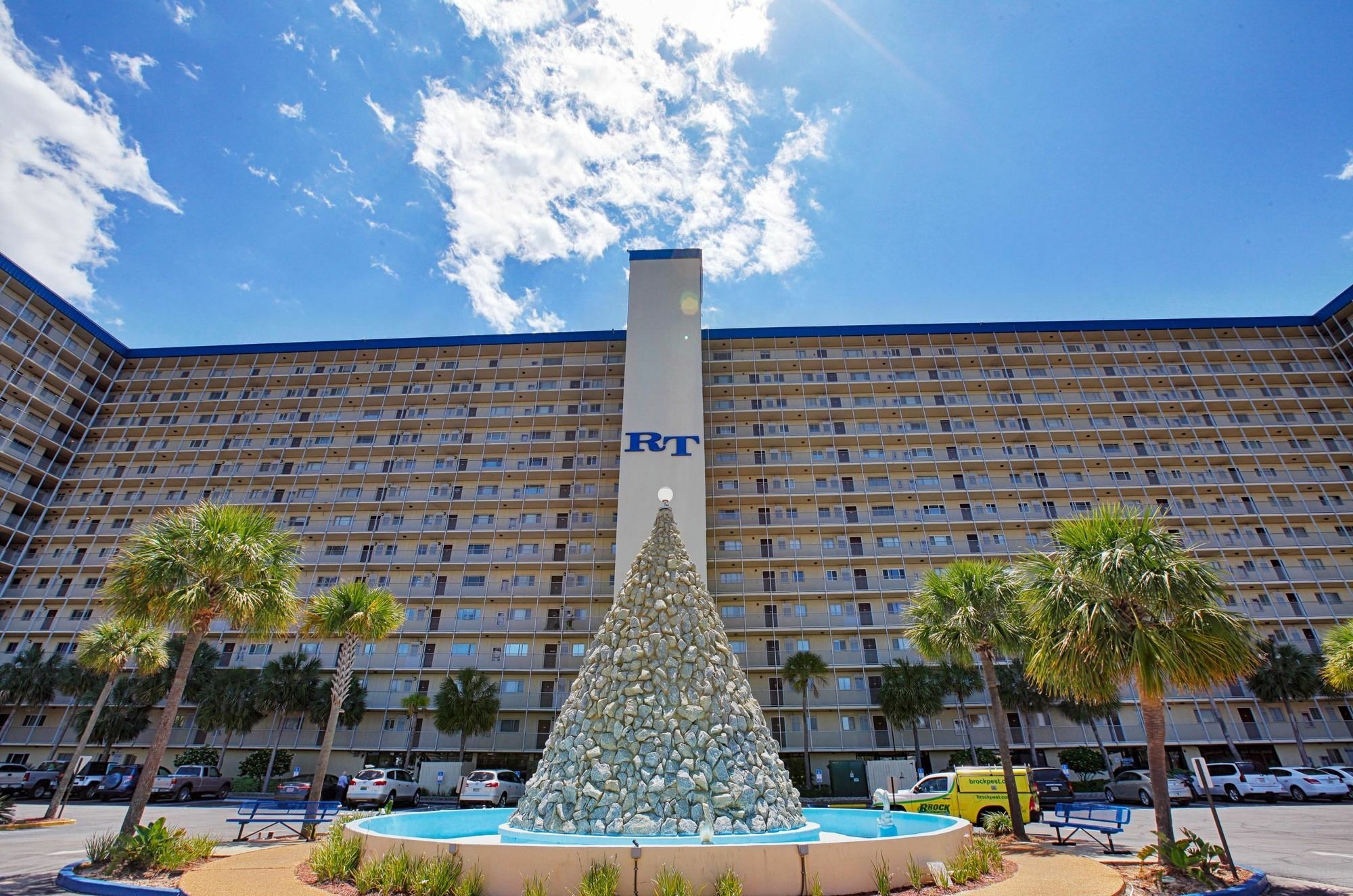 Apartment Regency Towers By Panhandle Getaways Panama City Beach