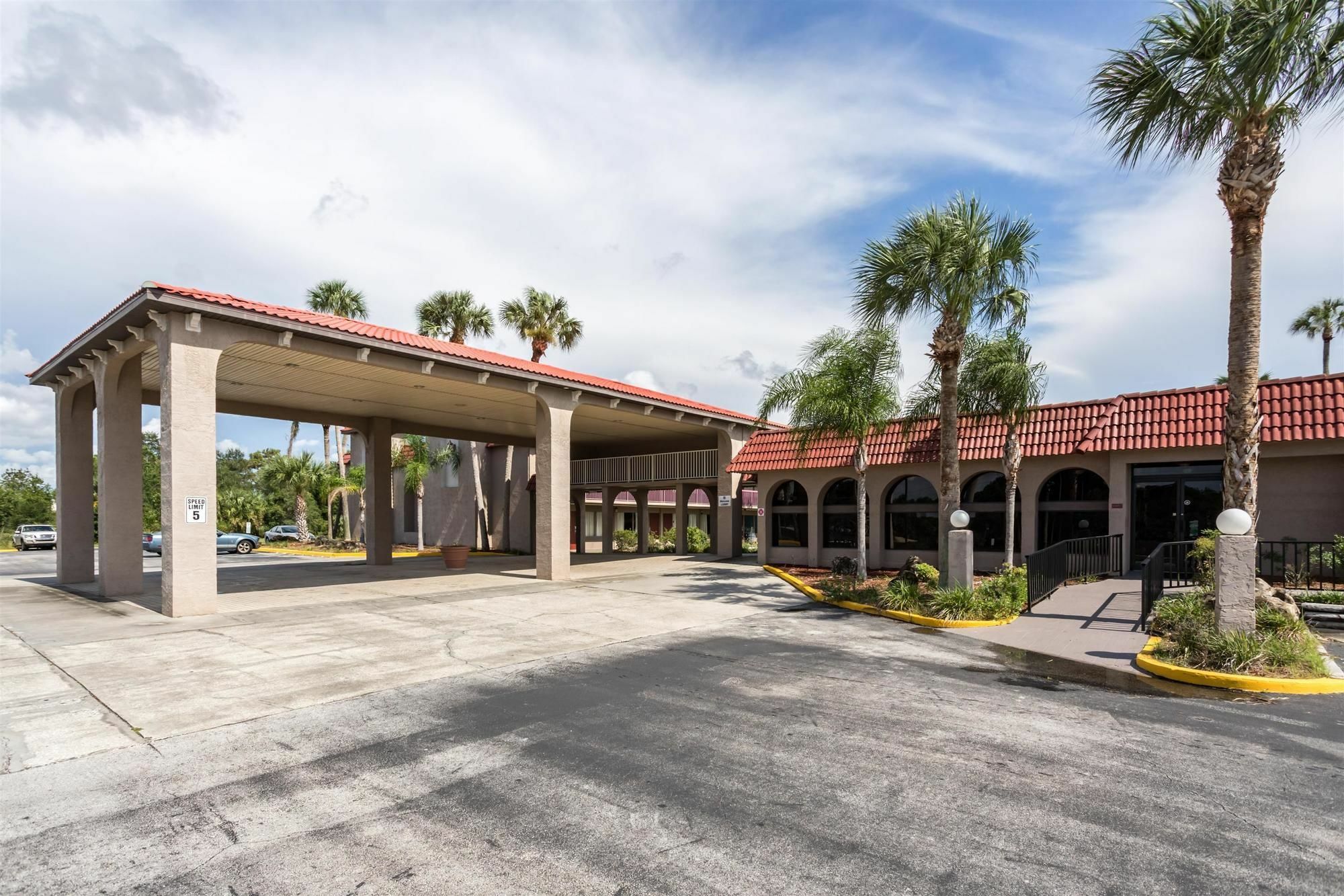 6-spring Hill, Fl - Hotel Weeki Wachee