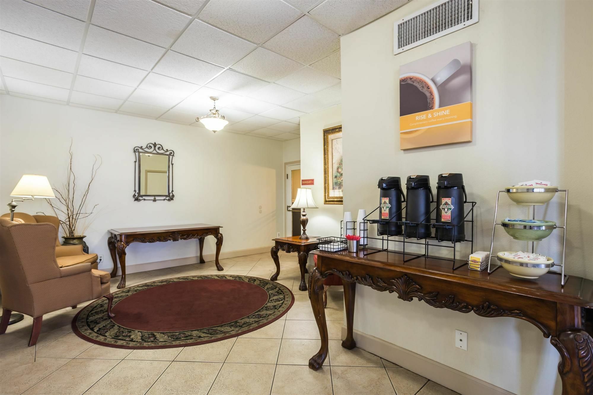 6-spring Hill, Fl - Hotel