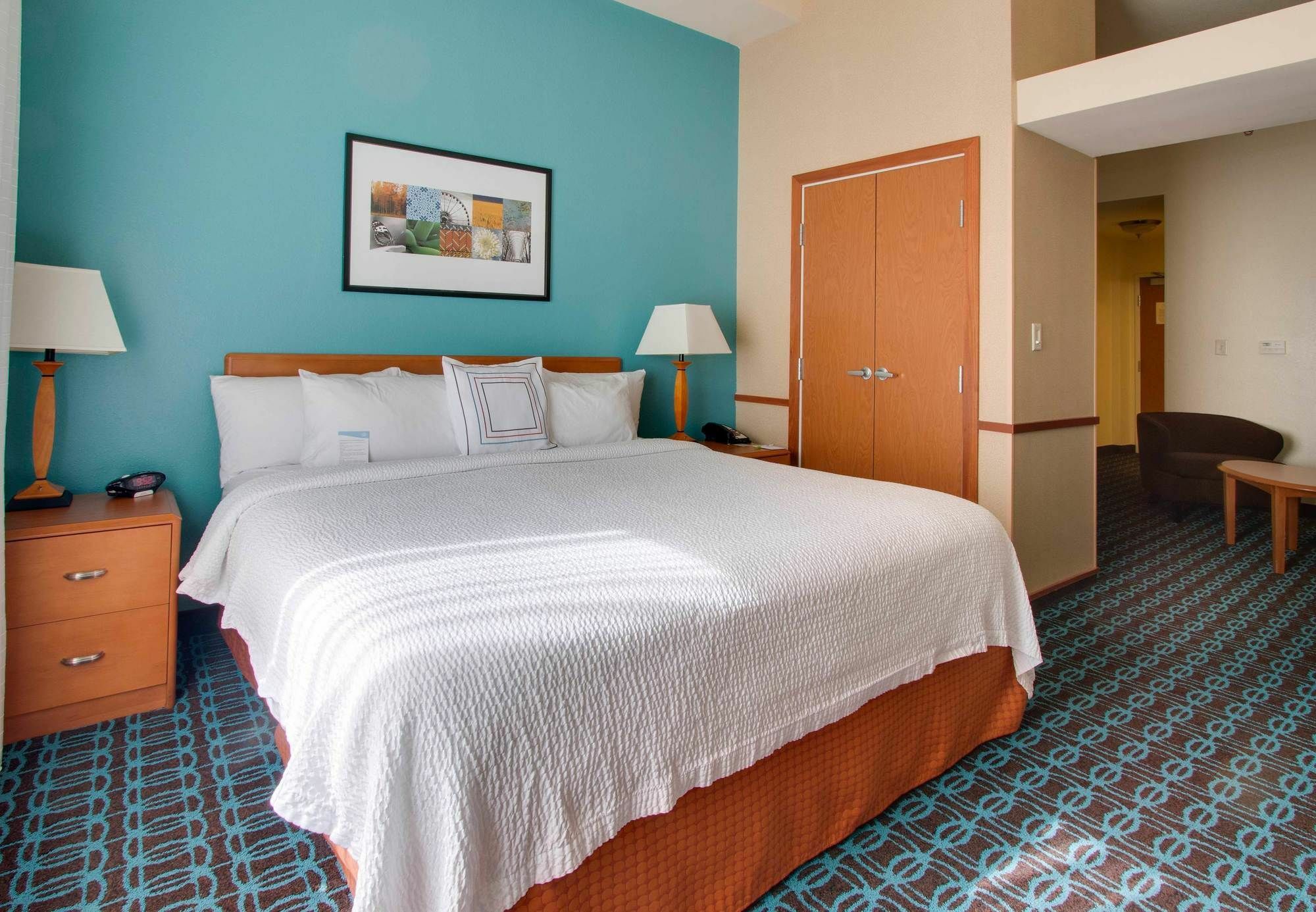 Hotel Fairfield & By Marriott