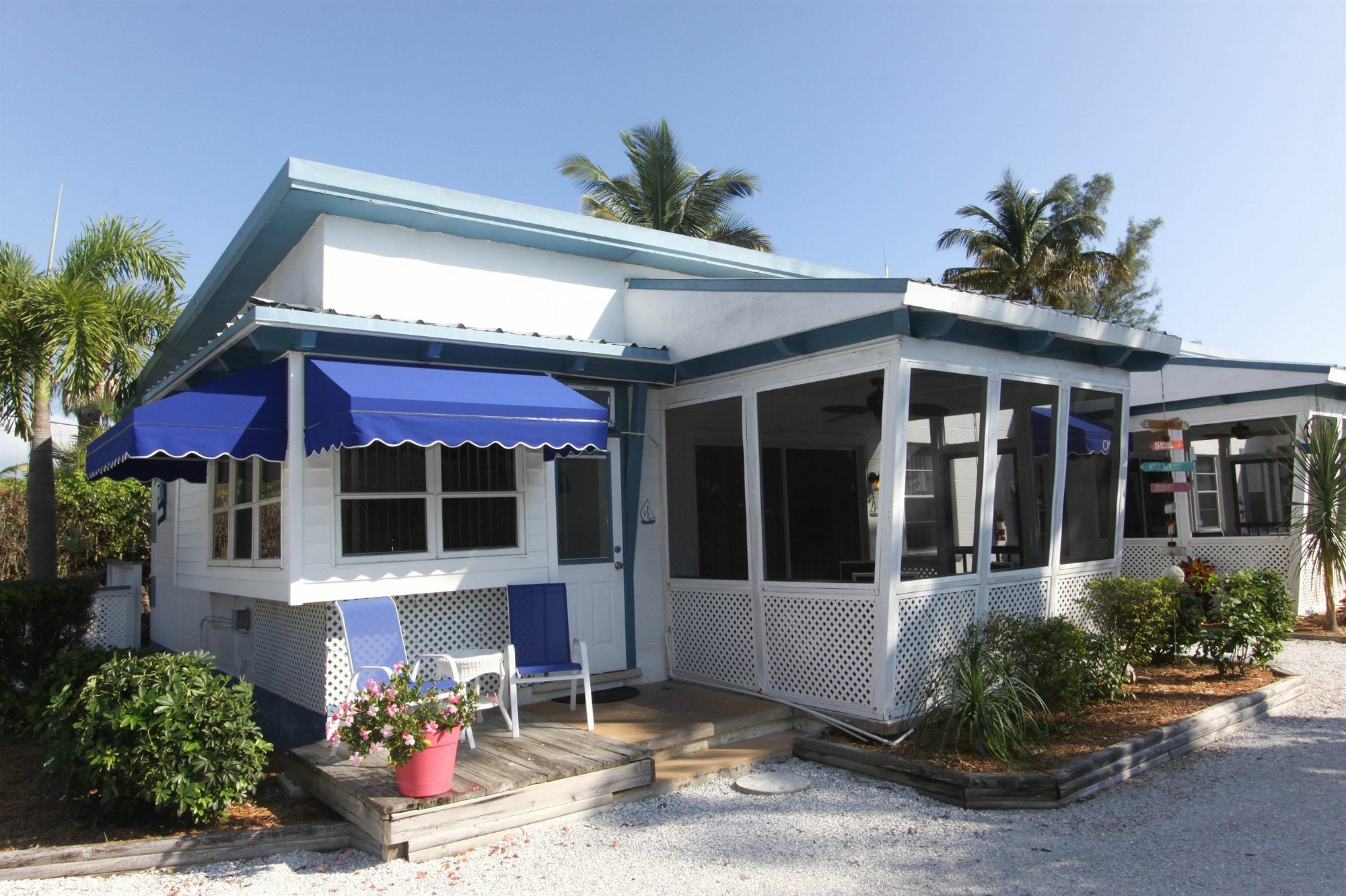 Tropical Winds Beachfront And 3* Sanibel
