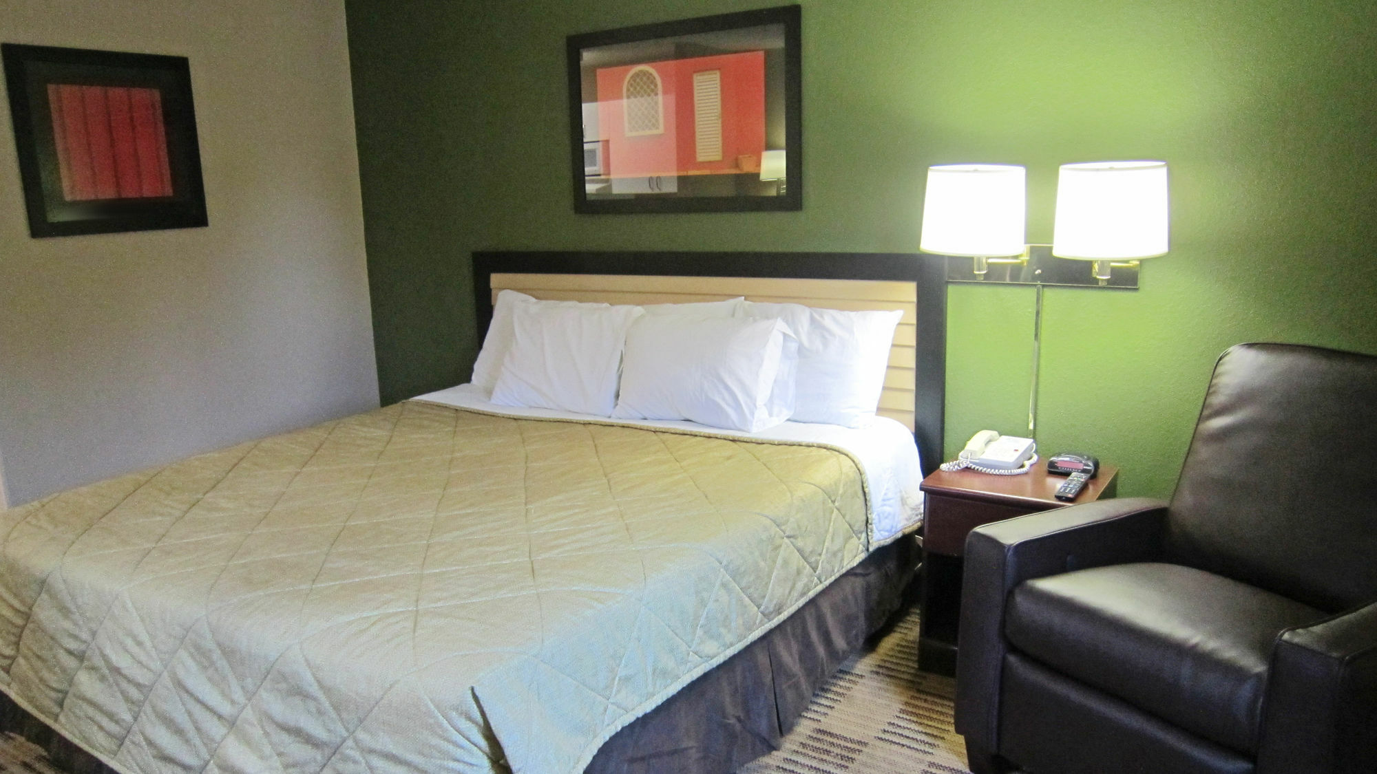 Extended America - Orlando - Mary - 1036 Greenwood Blvd Hotel