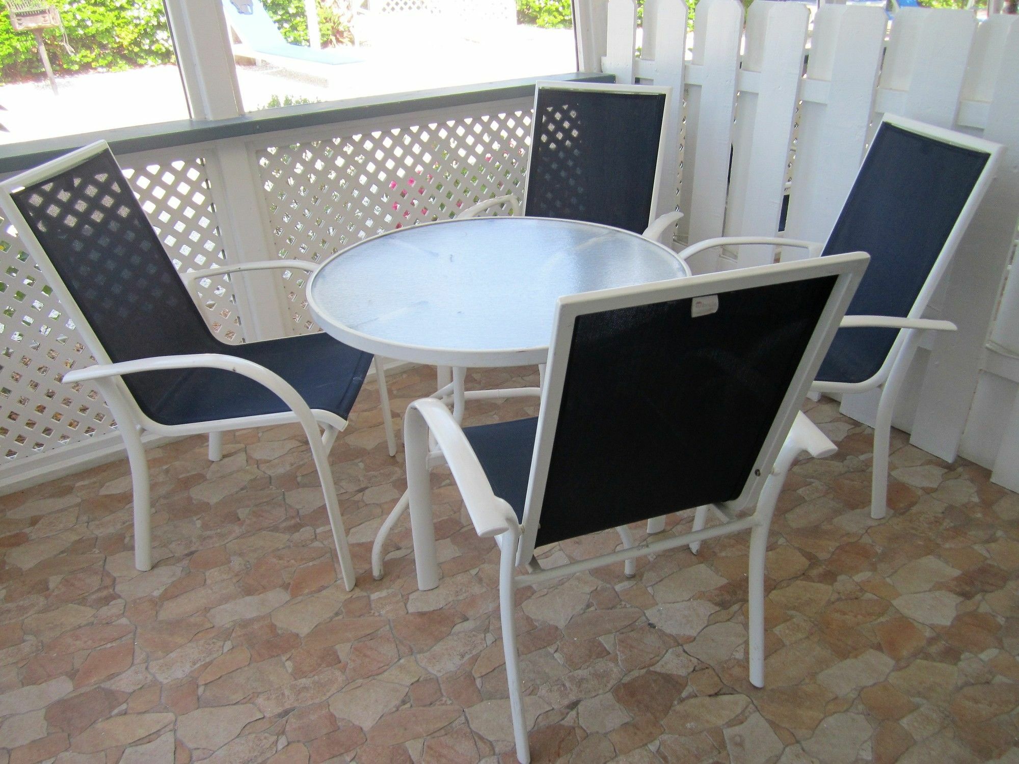 Motel Tropical Winds Beachfront And Sanibel