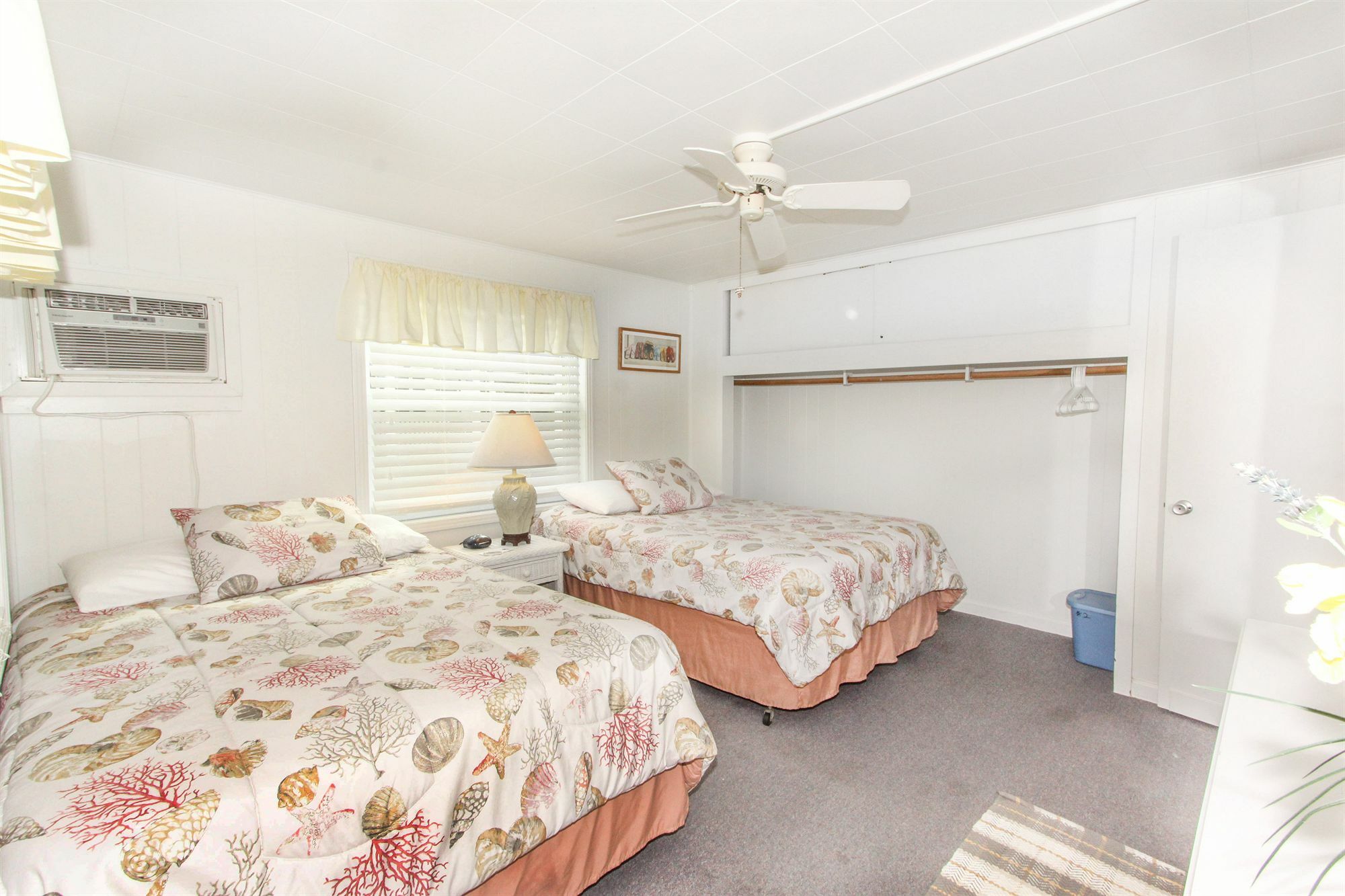 Motel Tropical Winds Beachfront And Sanibel