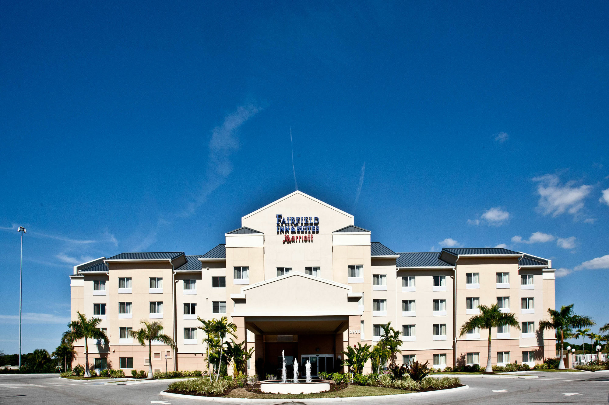 Fairfield & By Marriott Hotel 3*