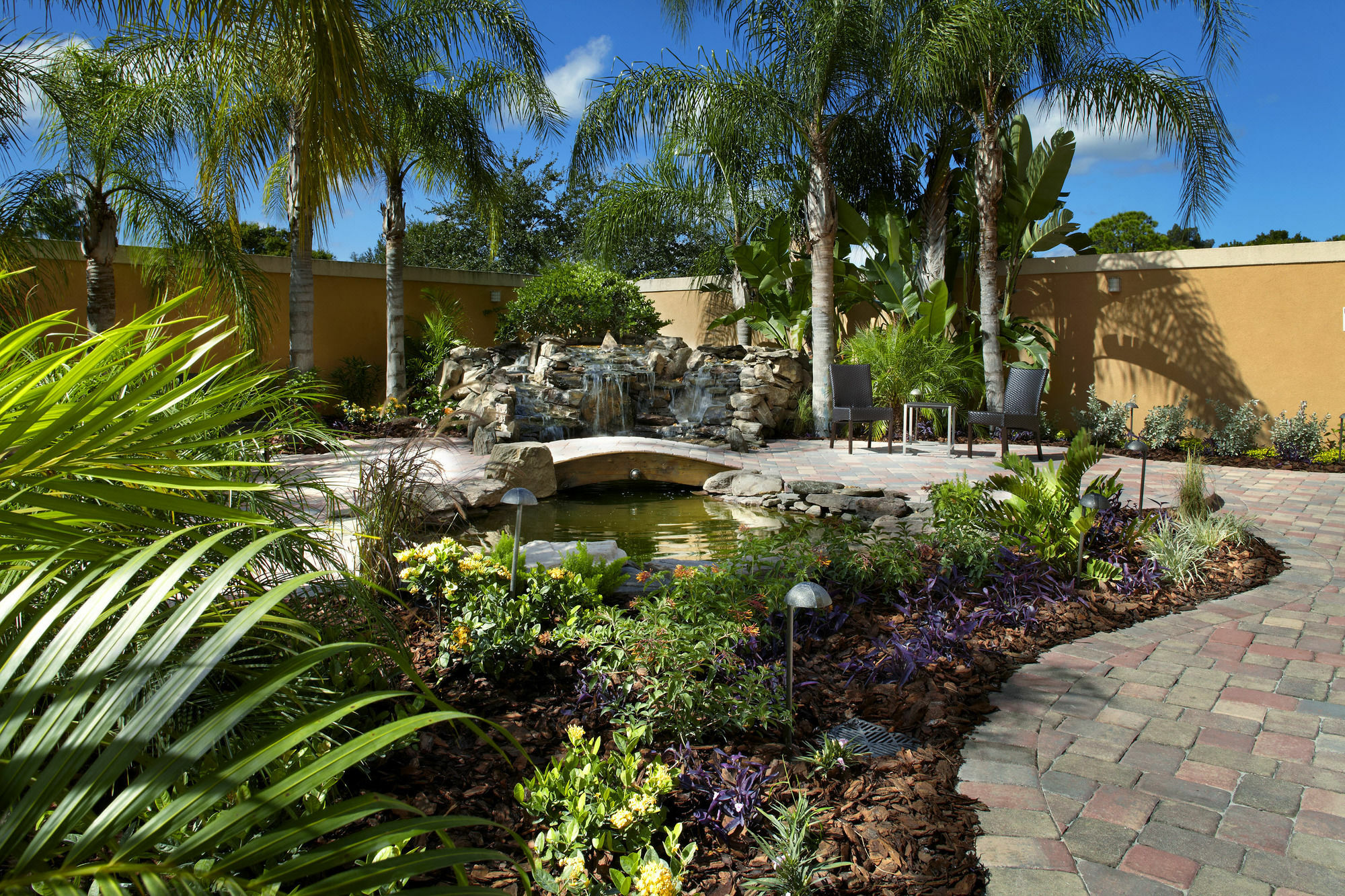 Courtyard Tampa