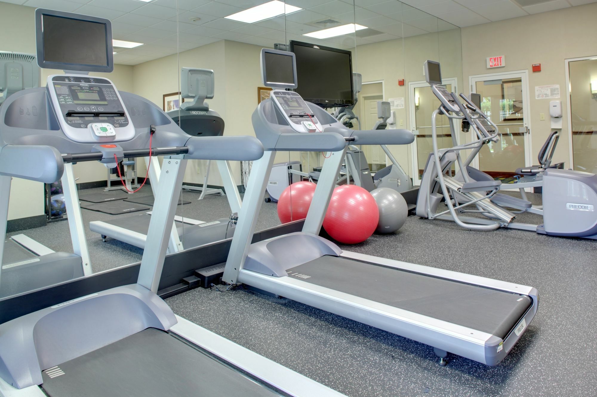 Express & Miami By Ihg Hotel Kendall