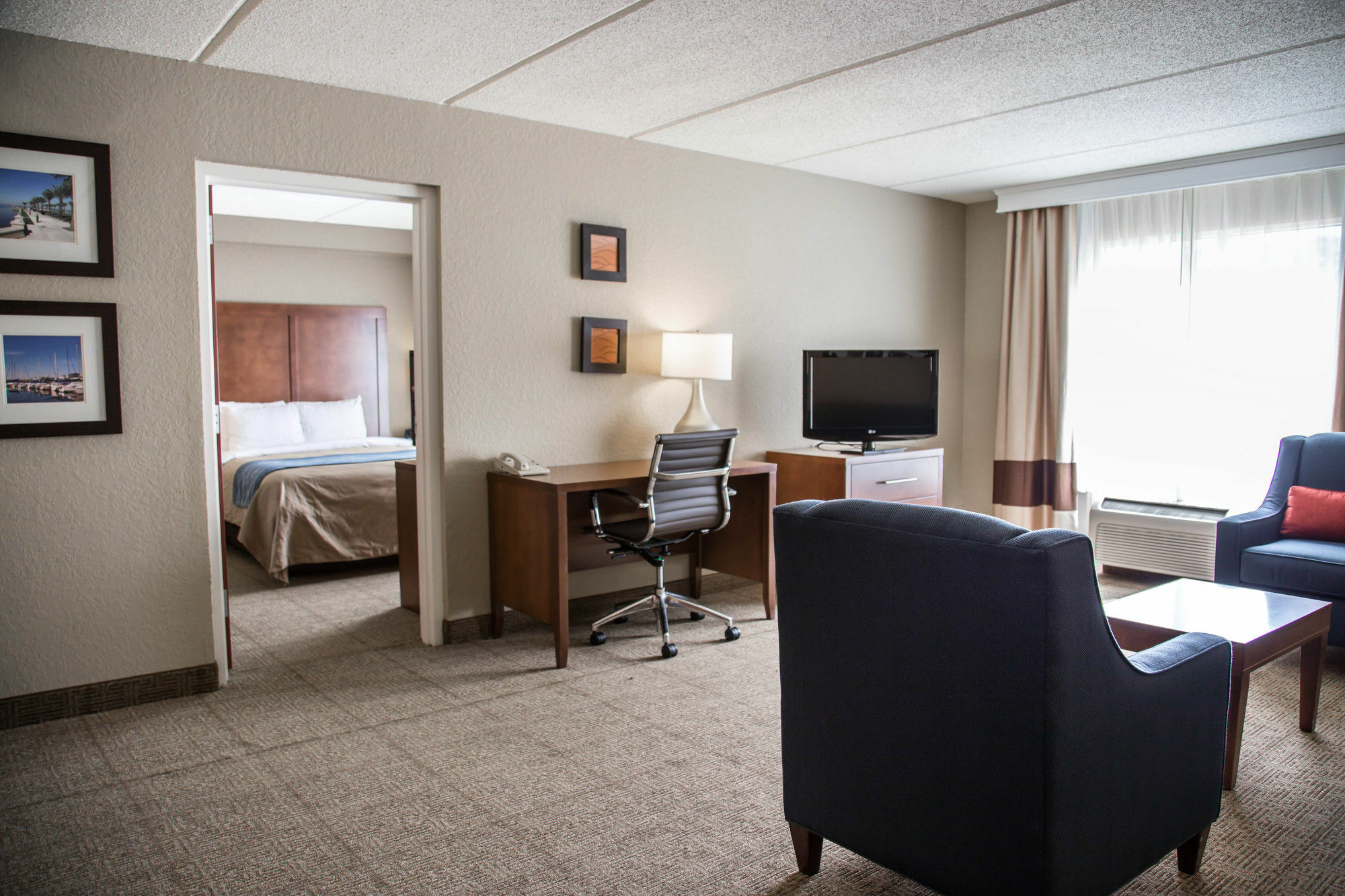 Comfort & Orlando North Hotel 3*