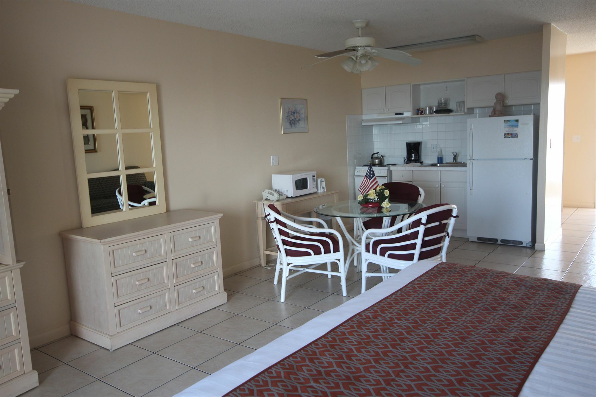Belleair 2*