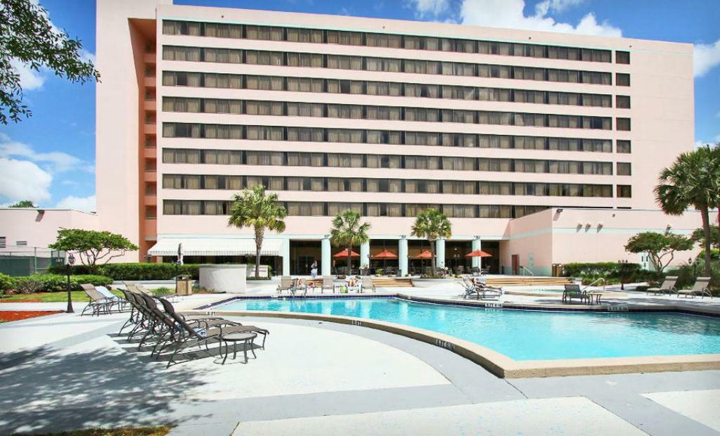 Hilton Hotel 4*