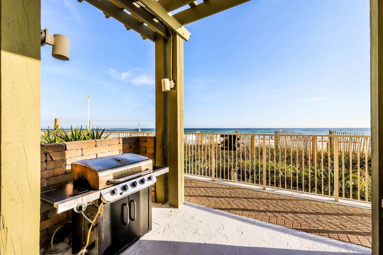 Emerald Isle 1102 Hotel *