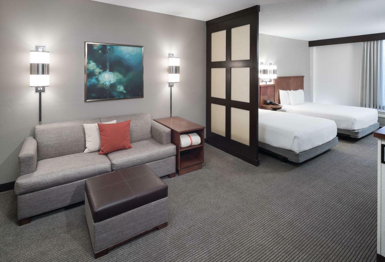 Hotel Hyatt Place Airport 4*