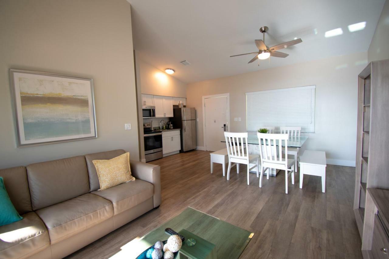 Bayside 3*