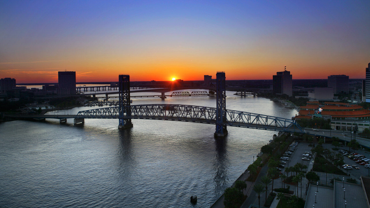Hyatt Regency Riverfront