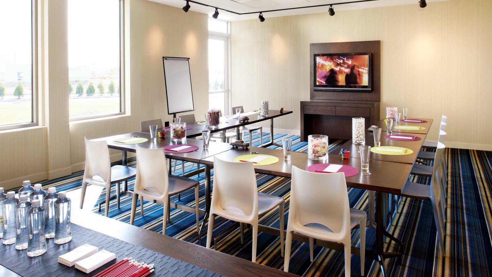 Aloft Airport Jacksonville