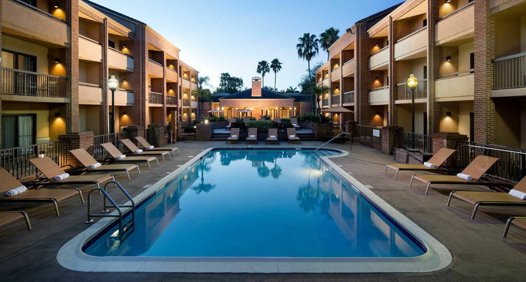 Courtyard By Marriott Lauderdale Of 3*