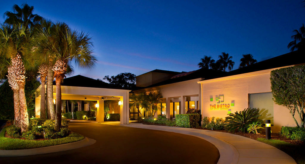 Hotel Courtyard West 3*