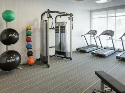 Holiday Inn Express & Suites - Orlando At Seaworld By Ihg Hotel Williamsburg
