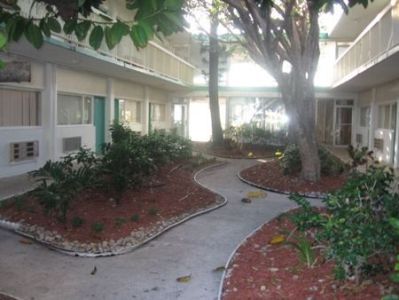 Hotel Golden Nugget Beach Club 2*