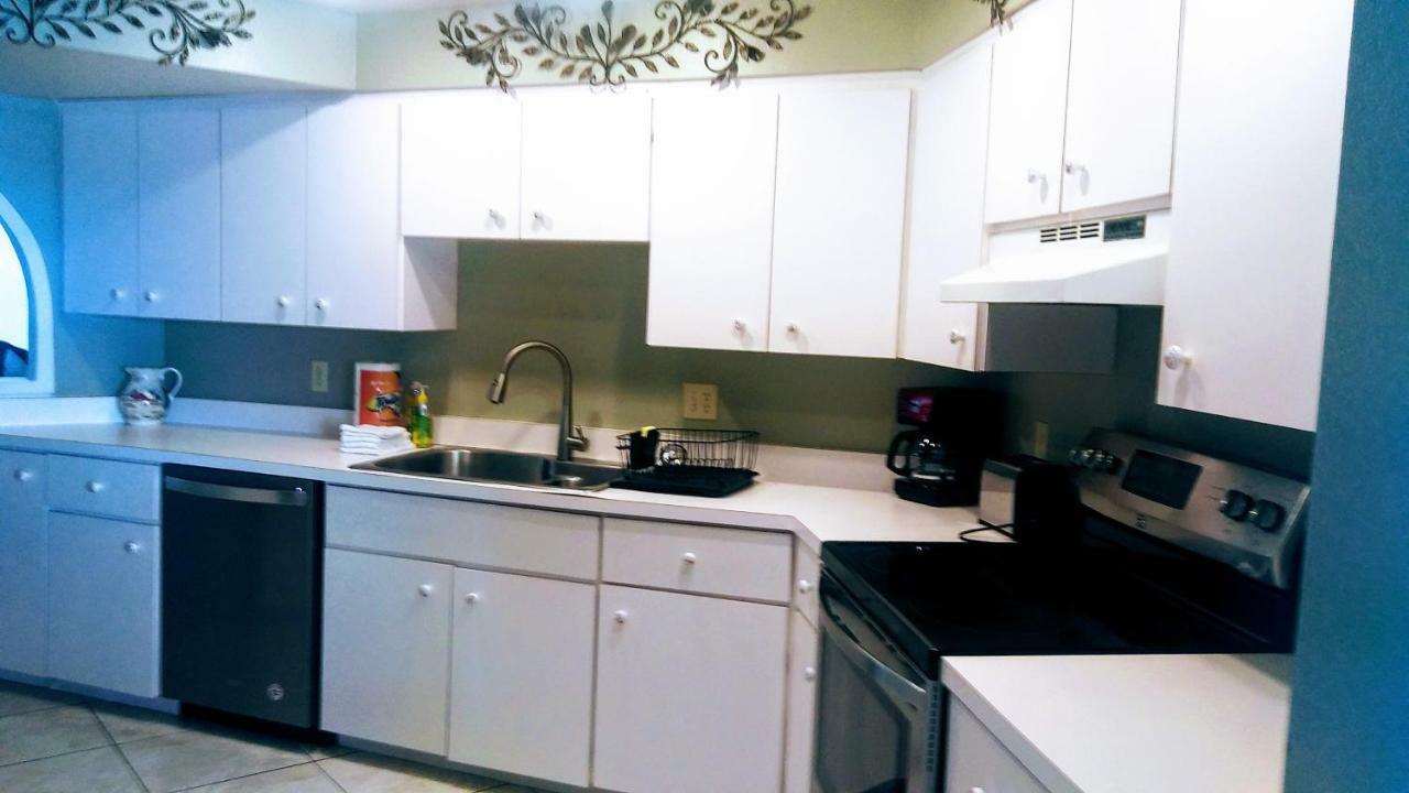 3000 Sq Ft And Bay Apartment St. Pete Beach