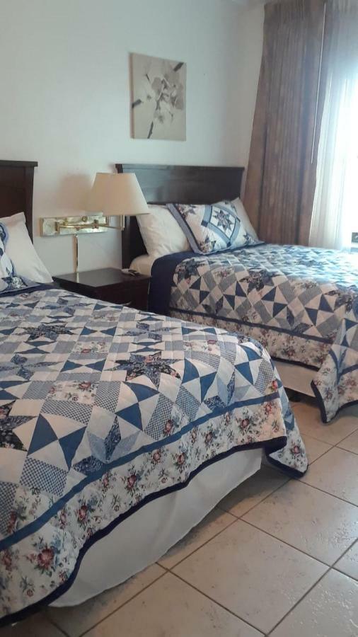 Aparthotel Front 3*