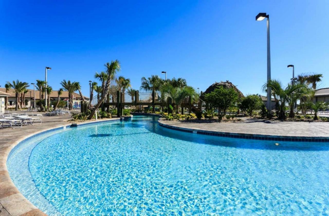 Elegant Little Lyon W Free Water Park Sleep 19 Next Holiday home