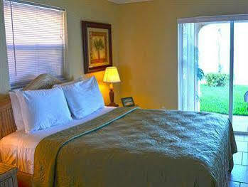Aparthotel Coconut Villas 2*