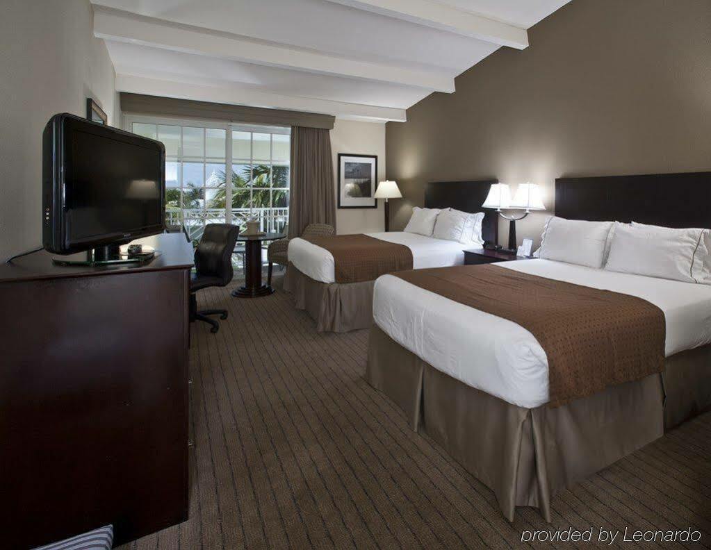 Express- North Palm And Ihg 3* Juno Beach