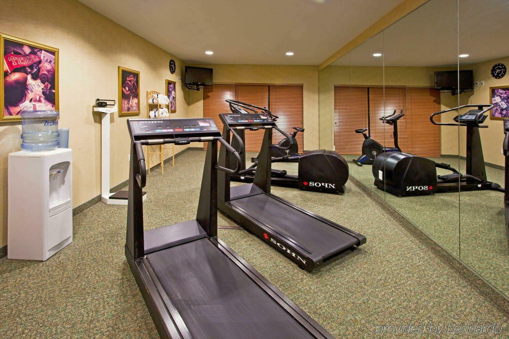 Hotel Express & Tampa-anderson Road-veterans Exp By Ihg