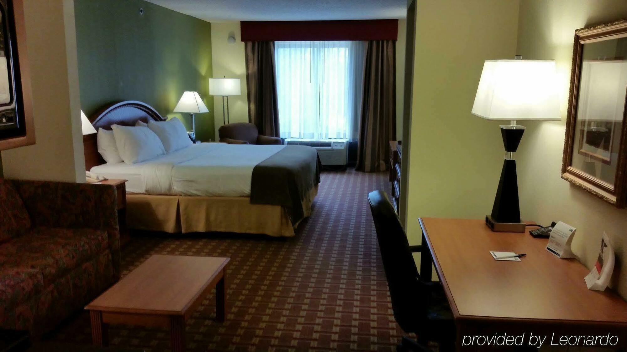 Express & Tampa-anderson Road-veterans Exp By Ihg Tampa