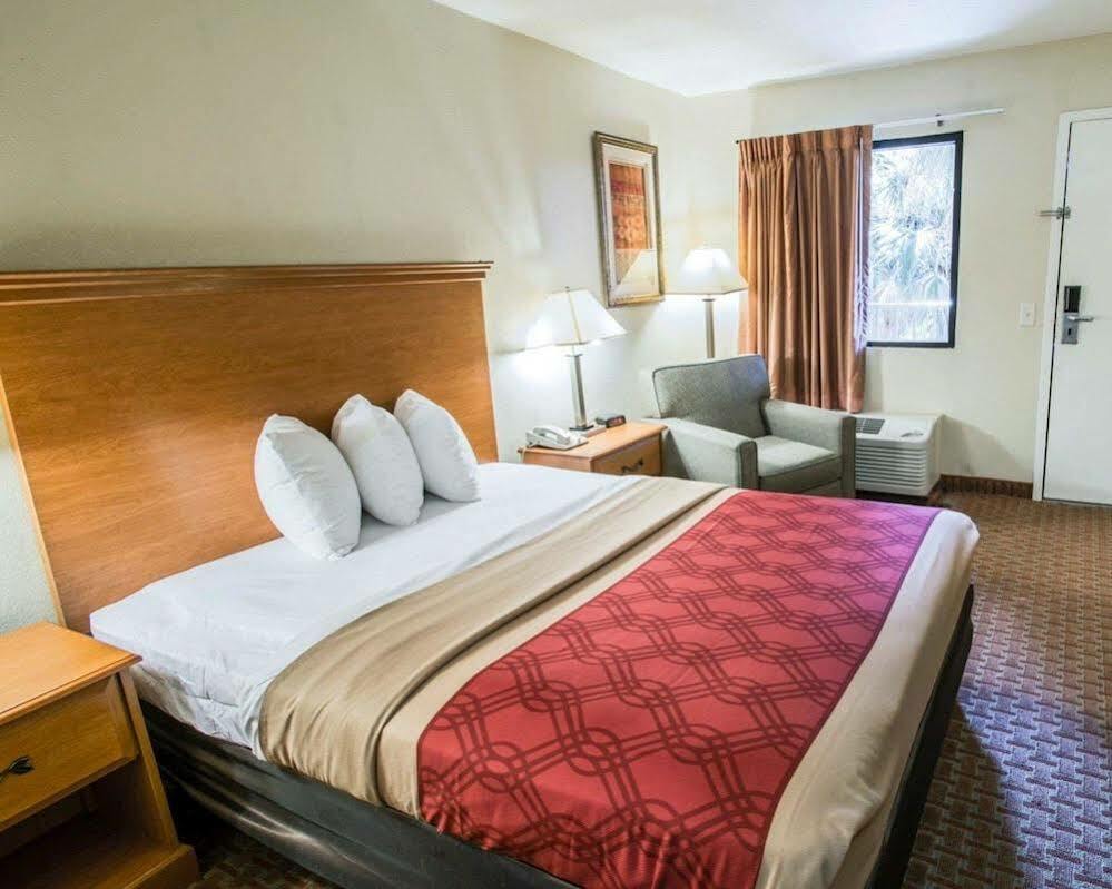 Inn Quality Atlantic Beach-mayo Clinic Jax Area Atlantic Beach