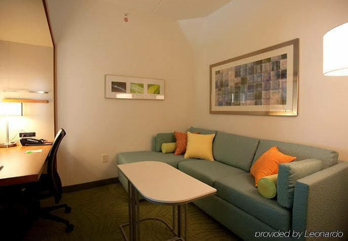 Springhill North/tampa Palms Hotel