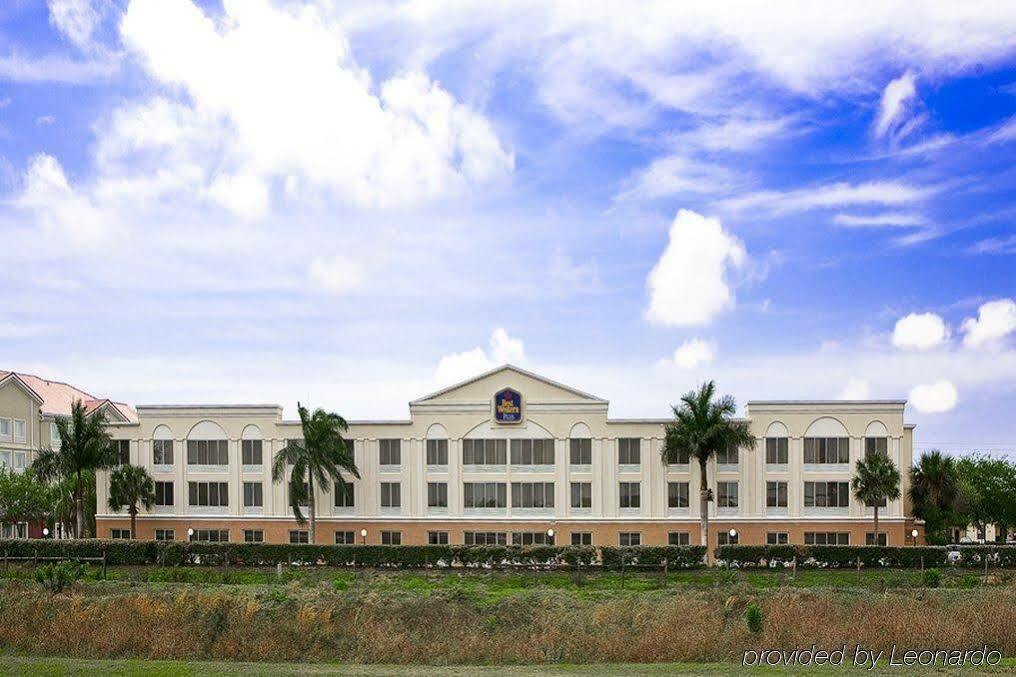 Western Ambassador Hotel