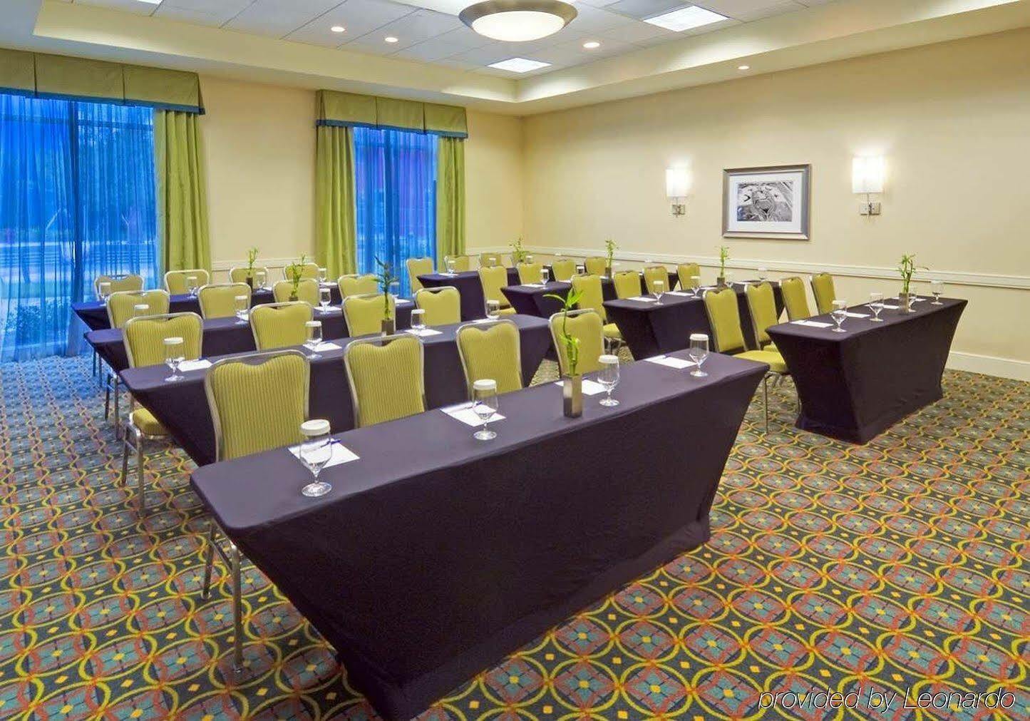 Hilton Garden Airport/westshore Hotel