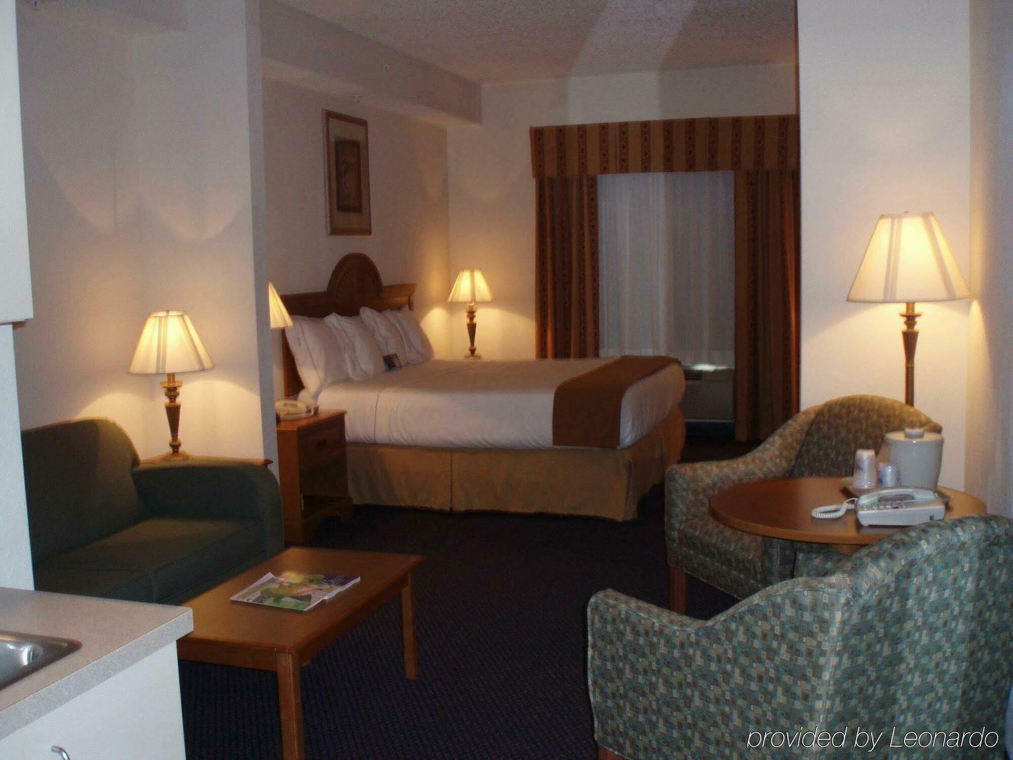 Express & Bonita Springs/naples By Ihg