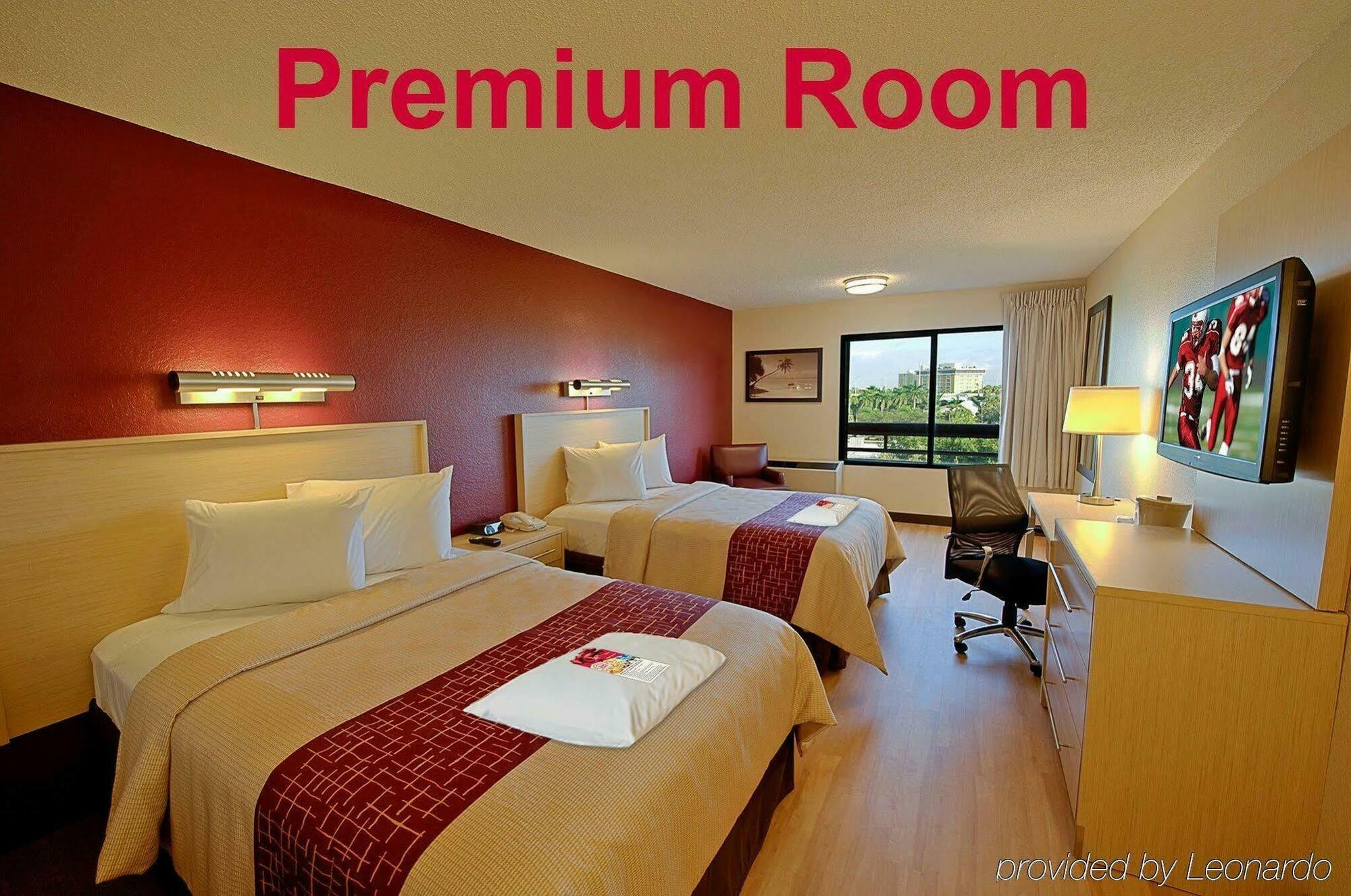 Red Roof Plus+ West Palm Hotel 3*