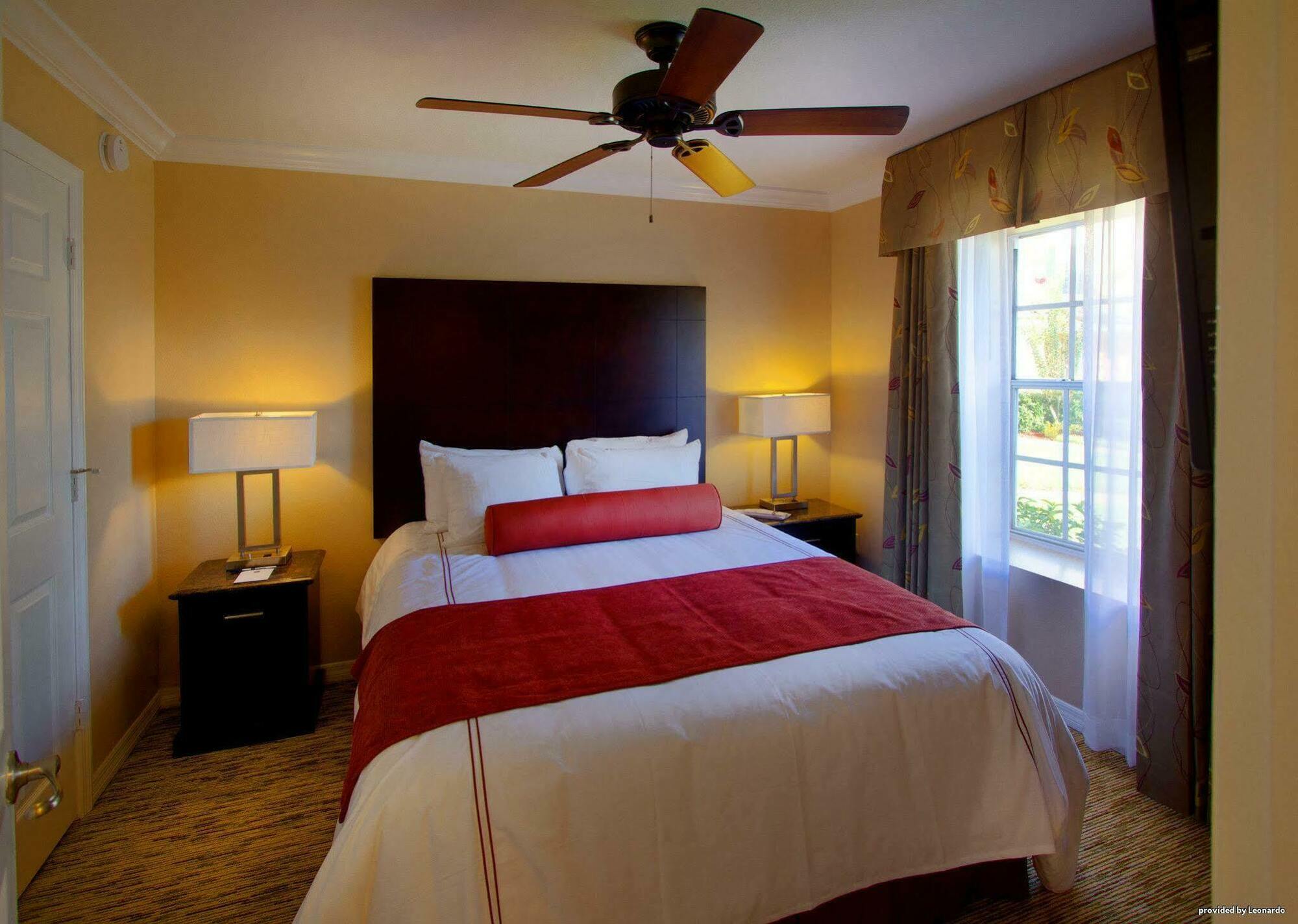 Resort Saratoga Villas- Near Kissimmee