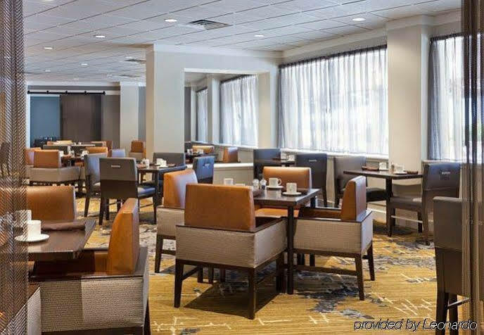 Airport Marriott 4*