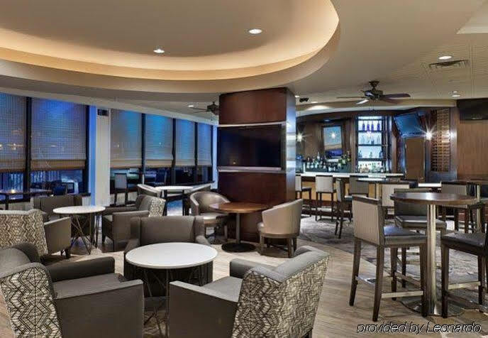Airport Marriott Hotel