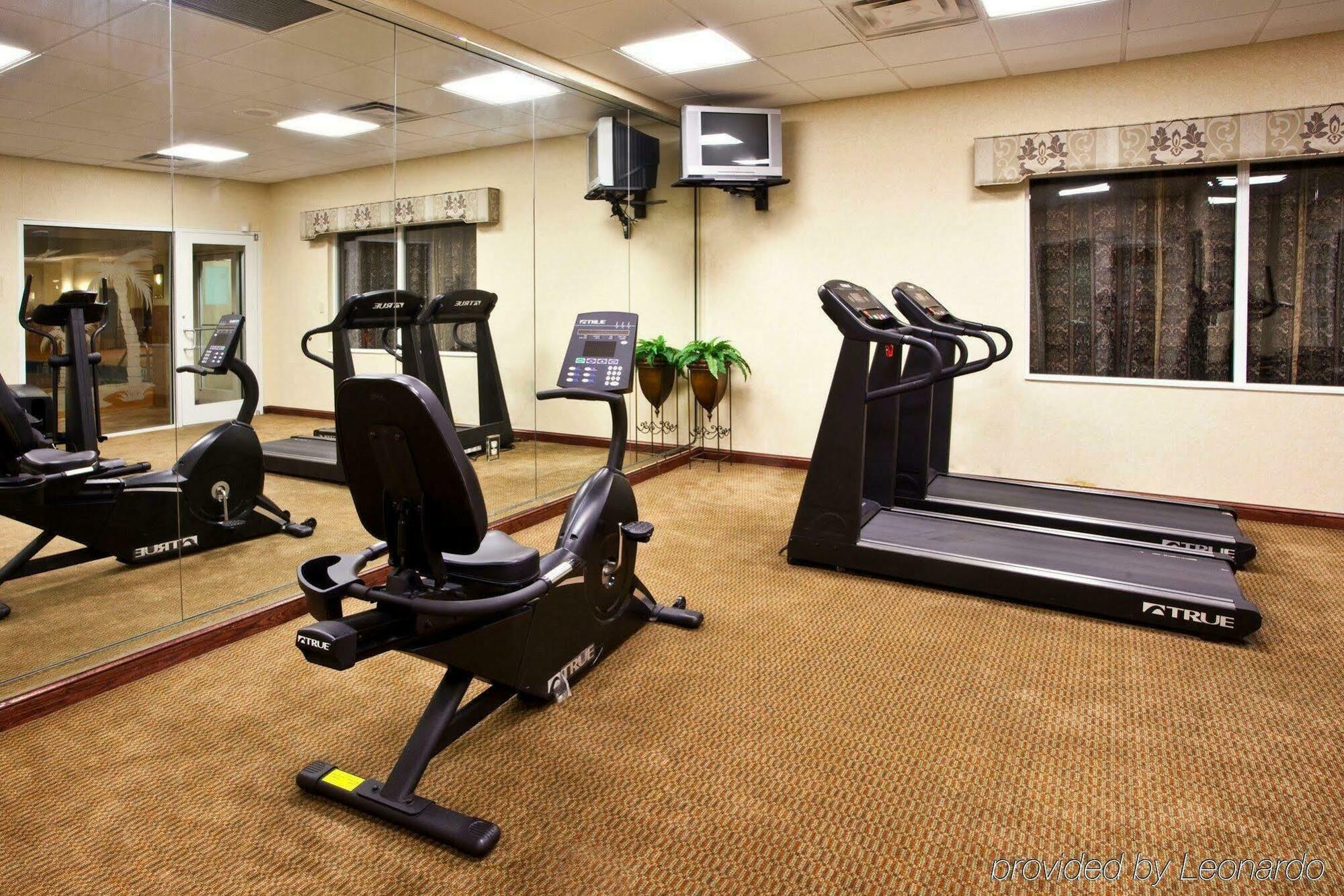 & By Ihg 4* Lake City