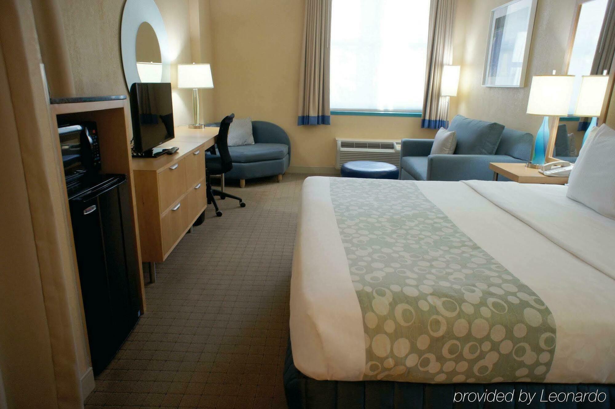 Hotel La Quinta By Wyndham At Sw 6th St 3*
