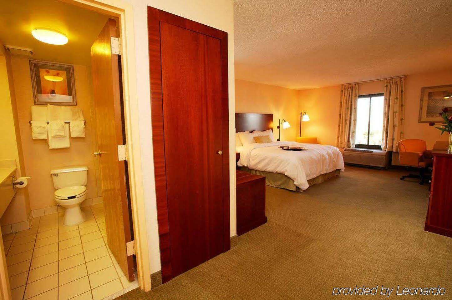 Hampton Closest To Universal Hotel 3*