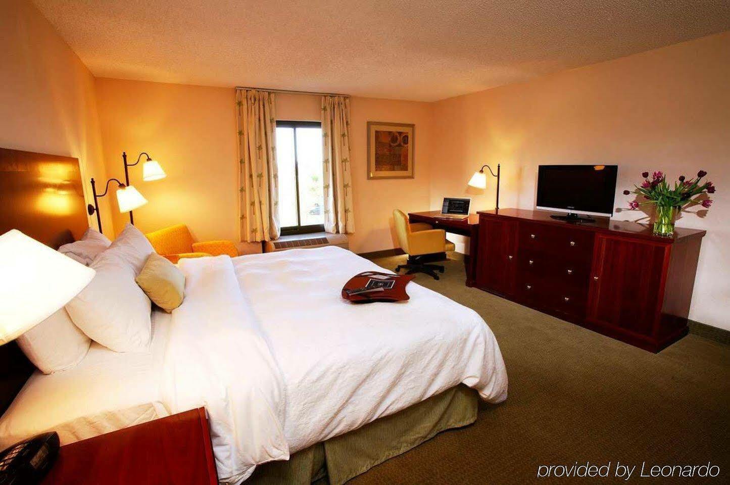 Hampton Closest To Universal 3*